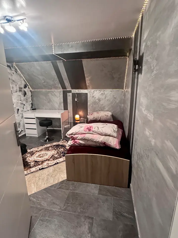 WG-Zimmer mit 13 m² in Leonberg – Bild 2
