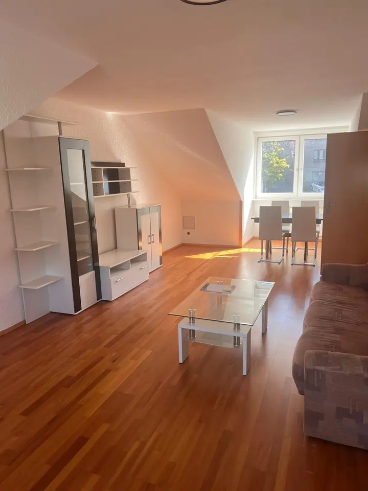 2 Zimmer Wohnung mit 65 m² in Wuppertal – Bild 2