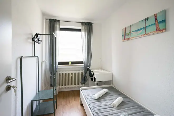 WG-Zimmer mit 15 m² in Düsseldorf – Bild 4