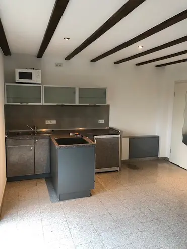 2 Zimmer Wohnung mit 45 m² in Wiesbaden – Bild 2