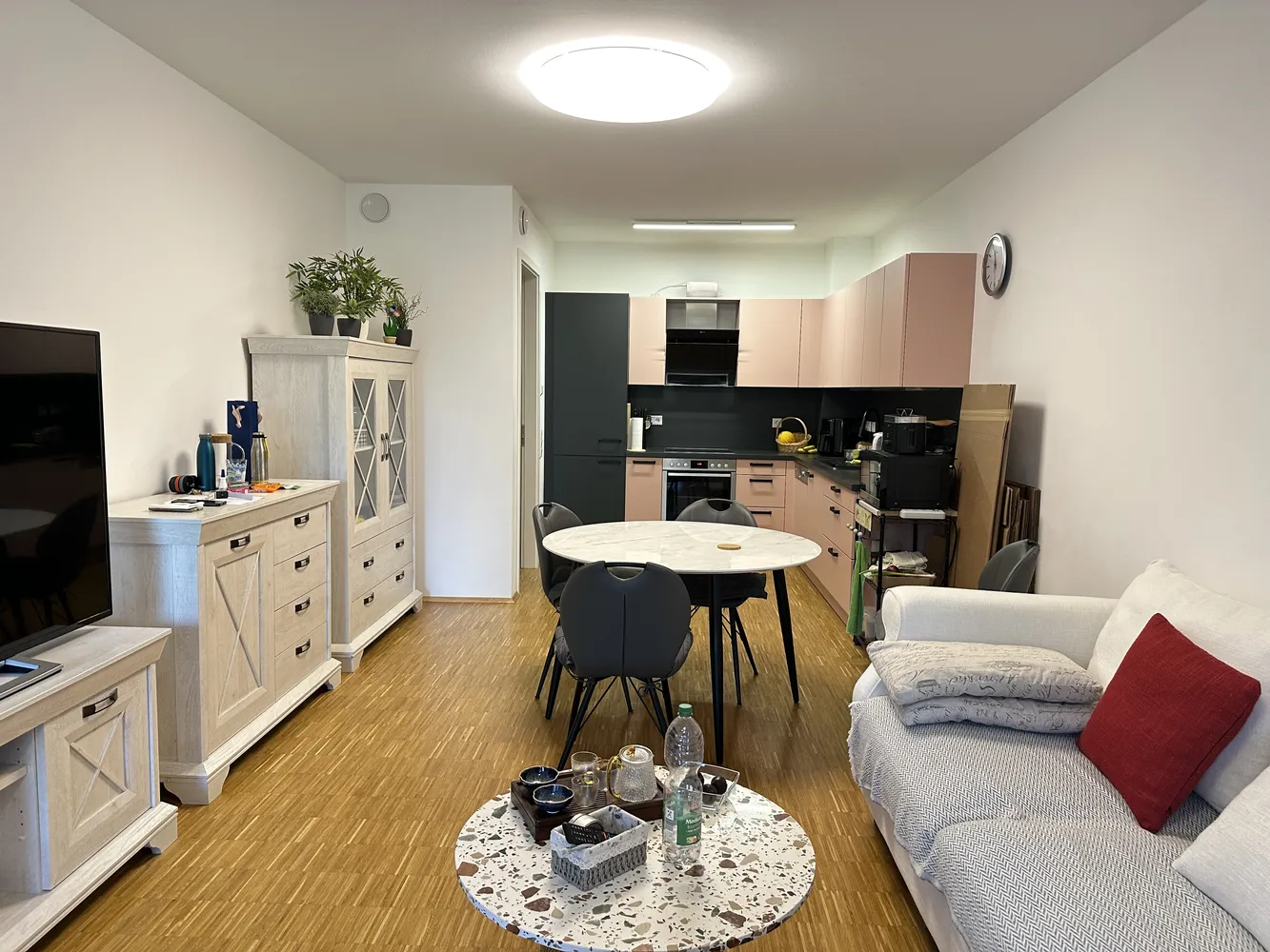 2 Zimmer Wohnung mit 65 m² in Köln – Bild 8