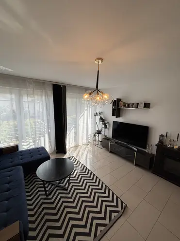 4 Zimmer Wohnung mit 96 m² in Köln – Bild 2