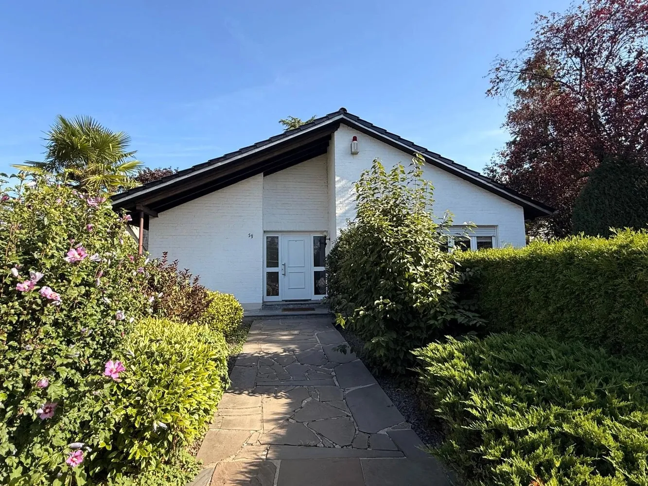 5 Zimmer Haus mit 150 m² in Hürth – Bild 1