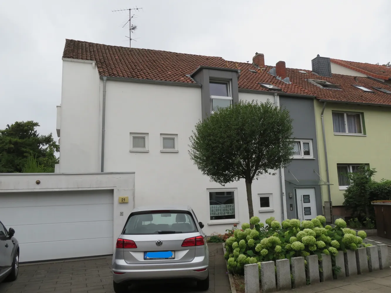 3 Zimmer Wohnung mit 107 m² in Hannover – Bild 1