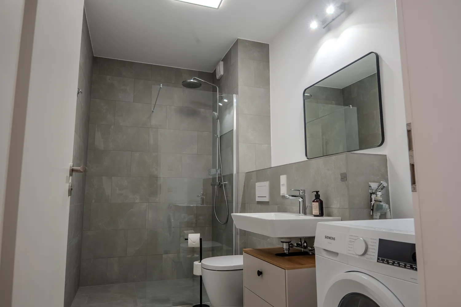 2 Zimmer Wohnung mit 55 m² in Frankfurt am Main – Bild 12