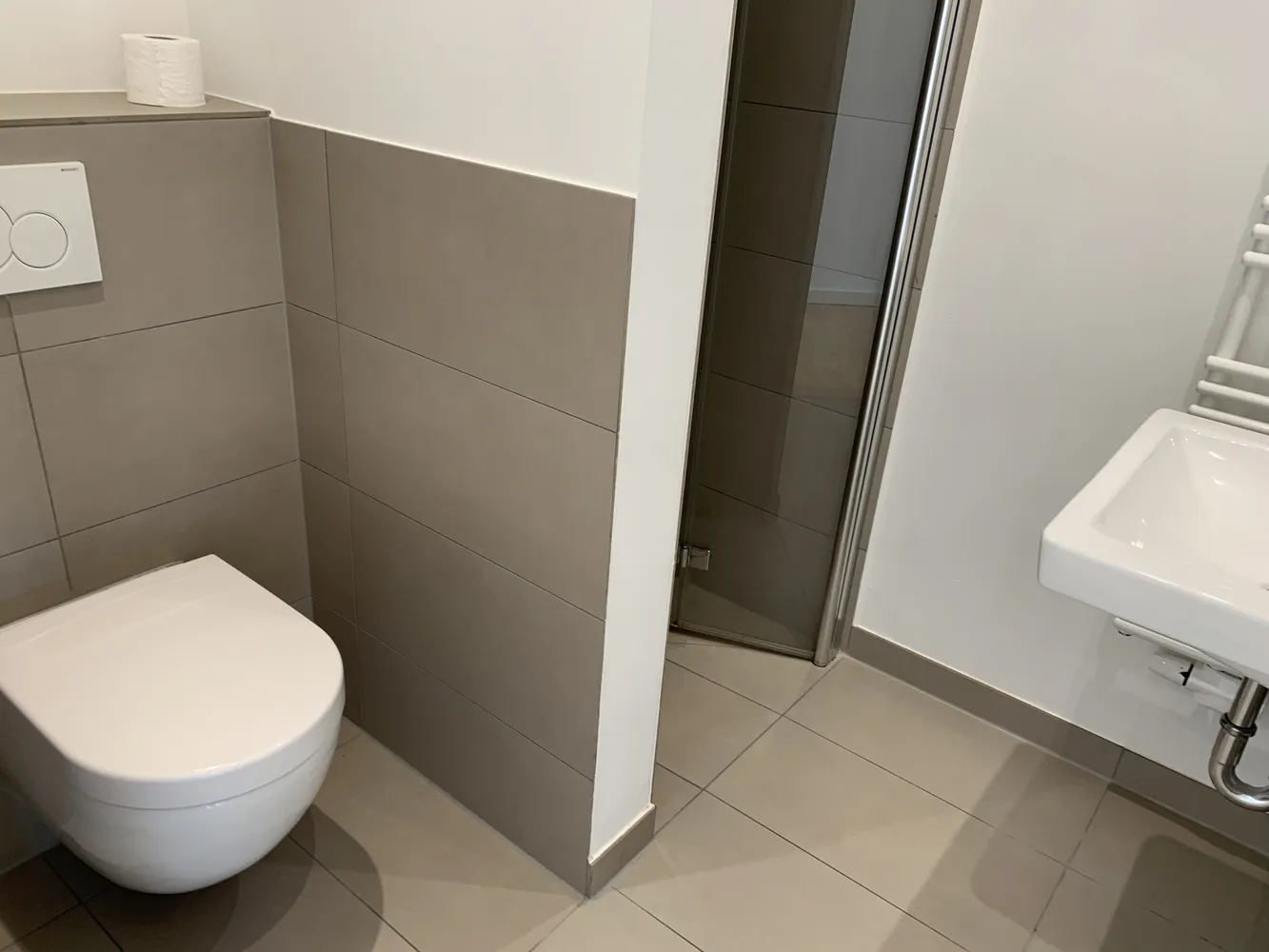 2 room apartment with 61 m² in Düsseldorf – Photo 2