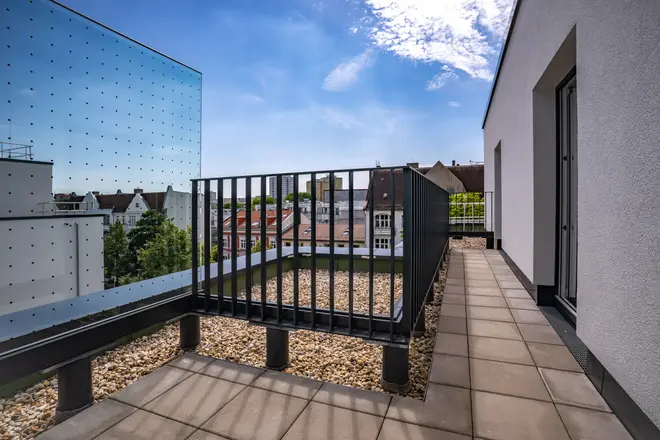2 Zimmer Wohnung mit 76 m² in Berlin – Bild 8