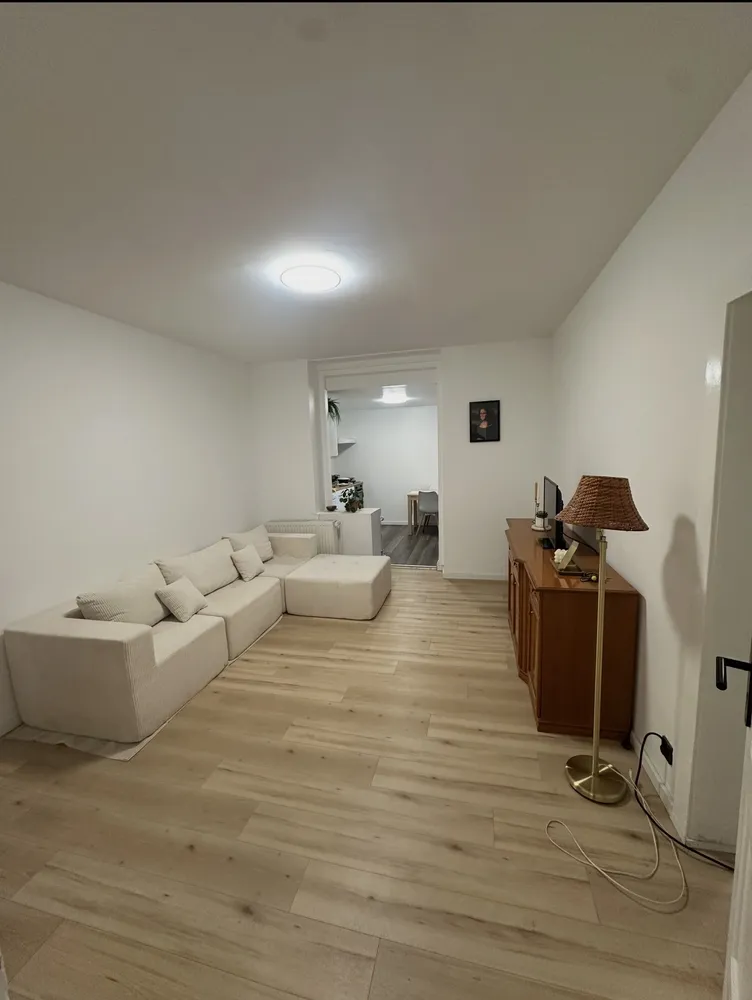 2 Zimmer Wohnung mit 55 m² in Düsseldorf – Bild 2