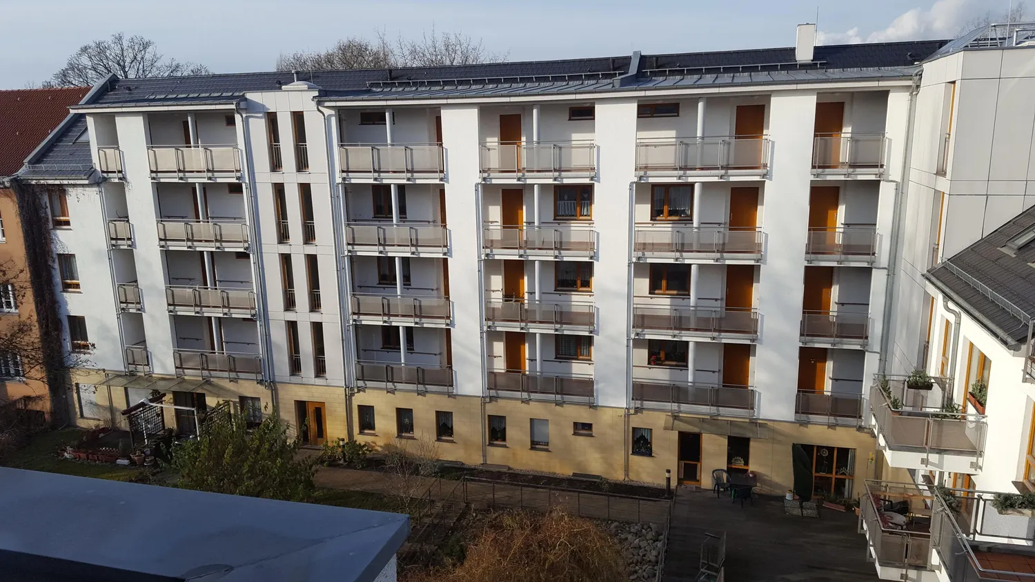 2 Zimmer Wohnung mit 67 m² in Berlin – Bild 2