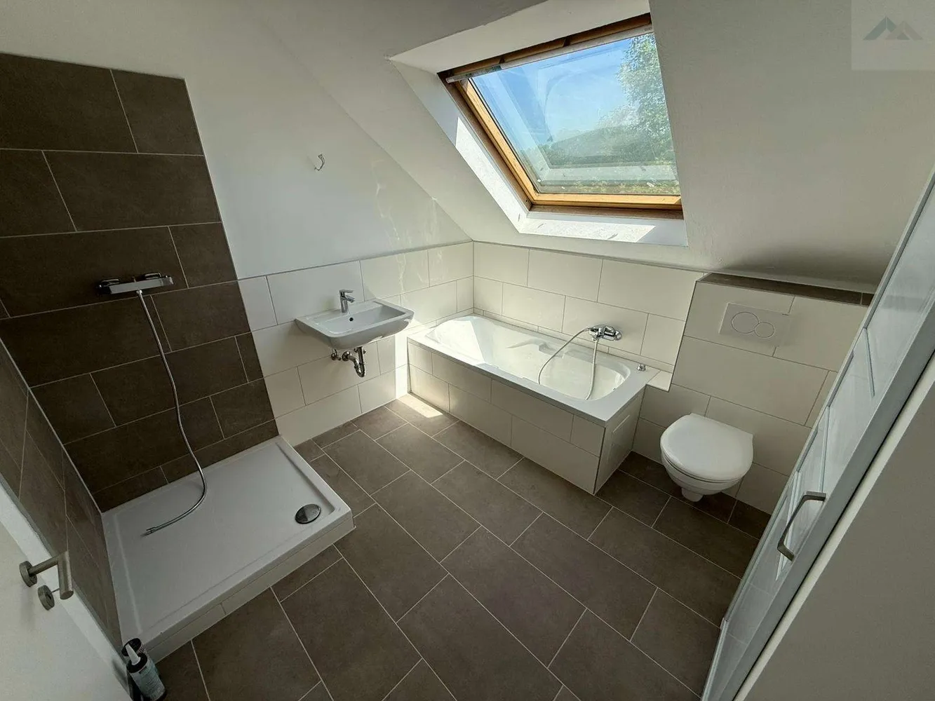 3 Zimmer Wohnung mit 92 m² in Duisburg – Bild 7