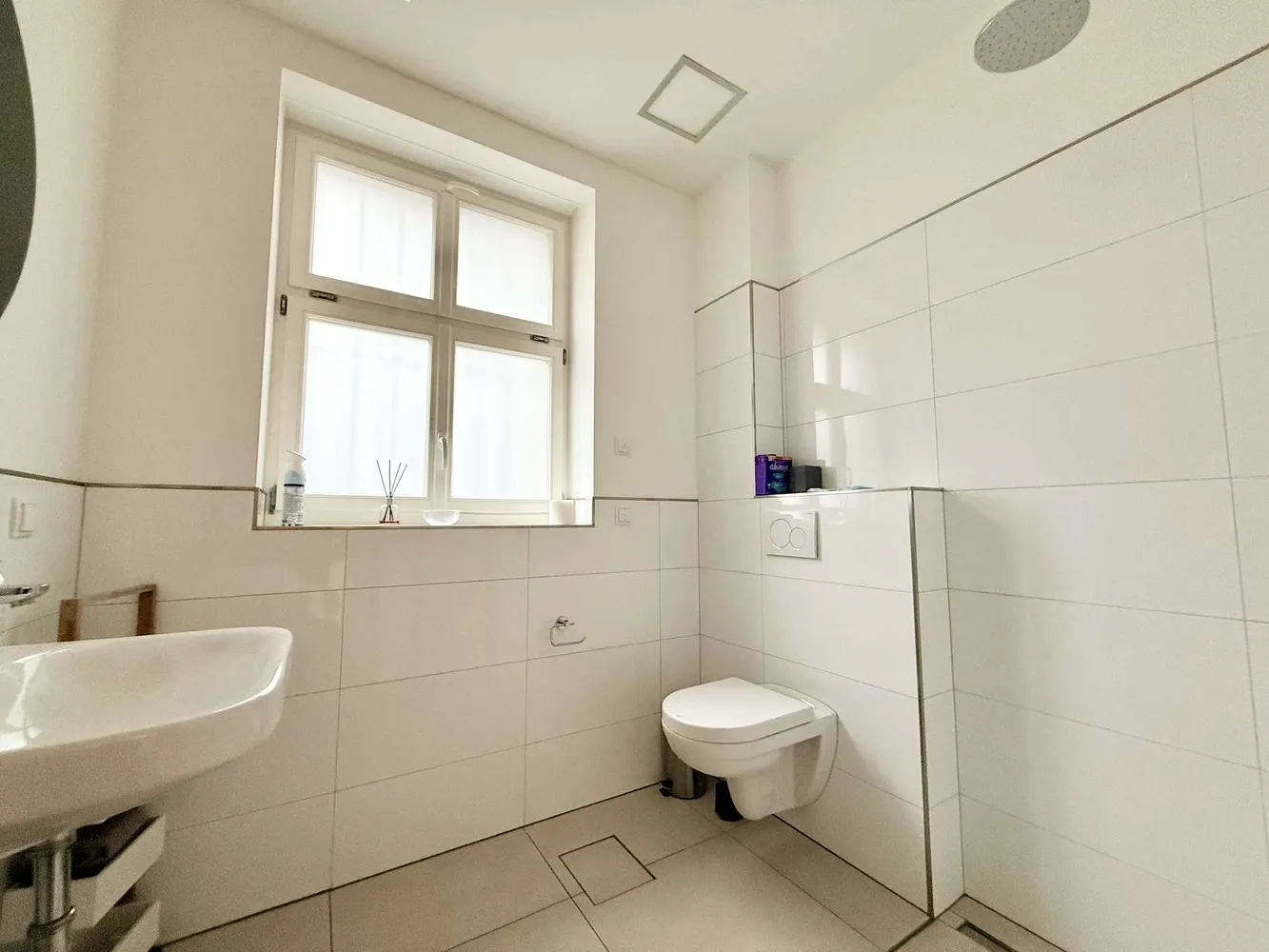 7 room apartment with 210 m² in Mannheim – Photo 3