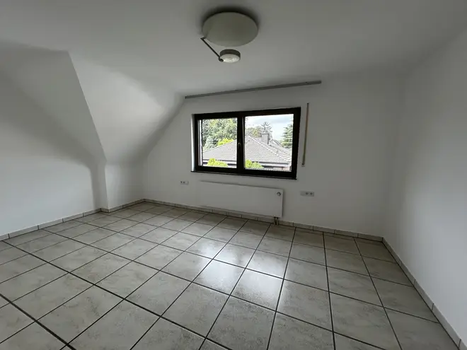 3 Zimmer Wohnung mit 100 m² in Leverkusen – Bild 6