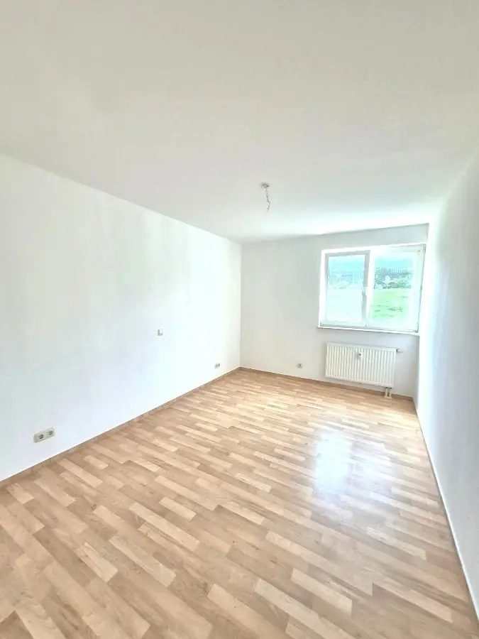 2 Zimmer Wohnung mit 67 m² in Rudolstadt – Bild 2