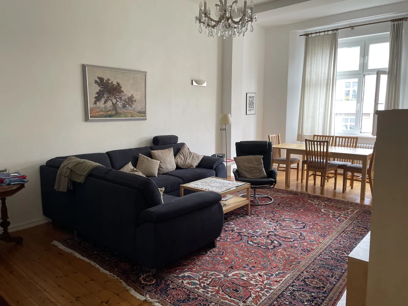 3 room apartment with 98 m² in Berlin – Photo 1