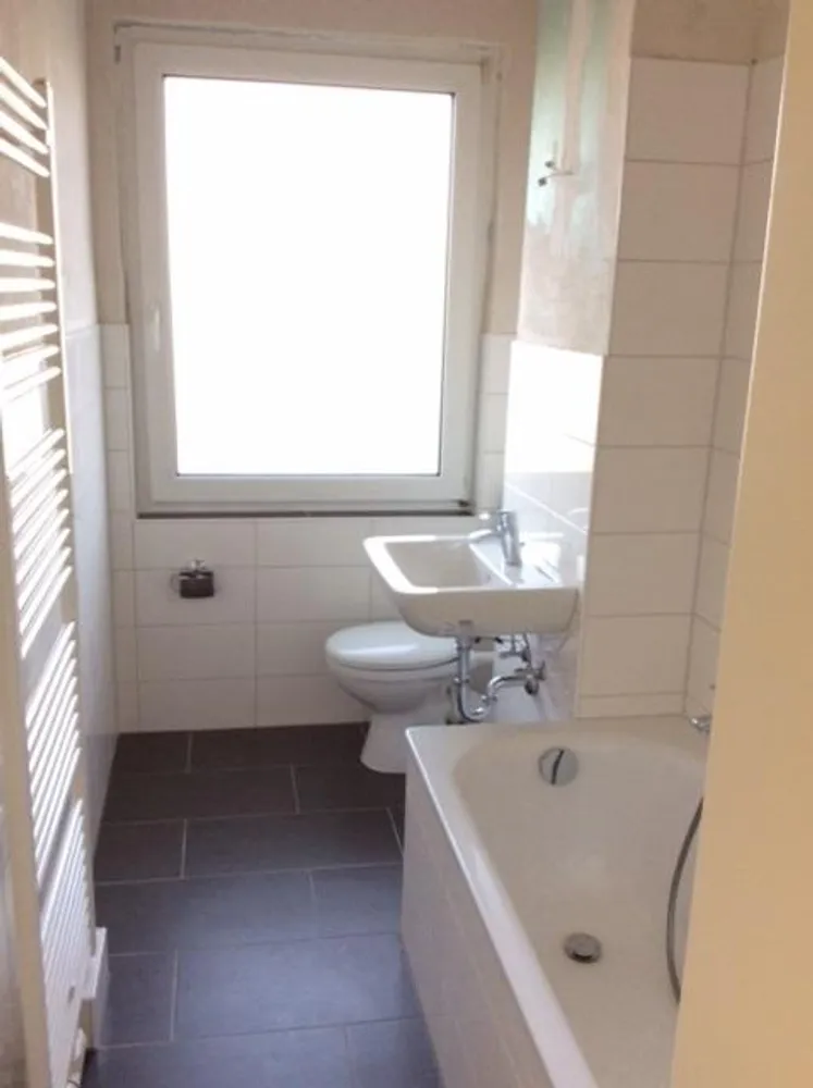 2 Zimmer Wohnung mit 42 m² in Bochum – Bild 2
