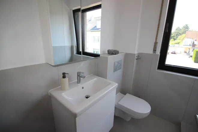2 Zimmer Wohnung mit 62 m² in Köln – Bild 4