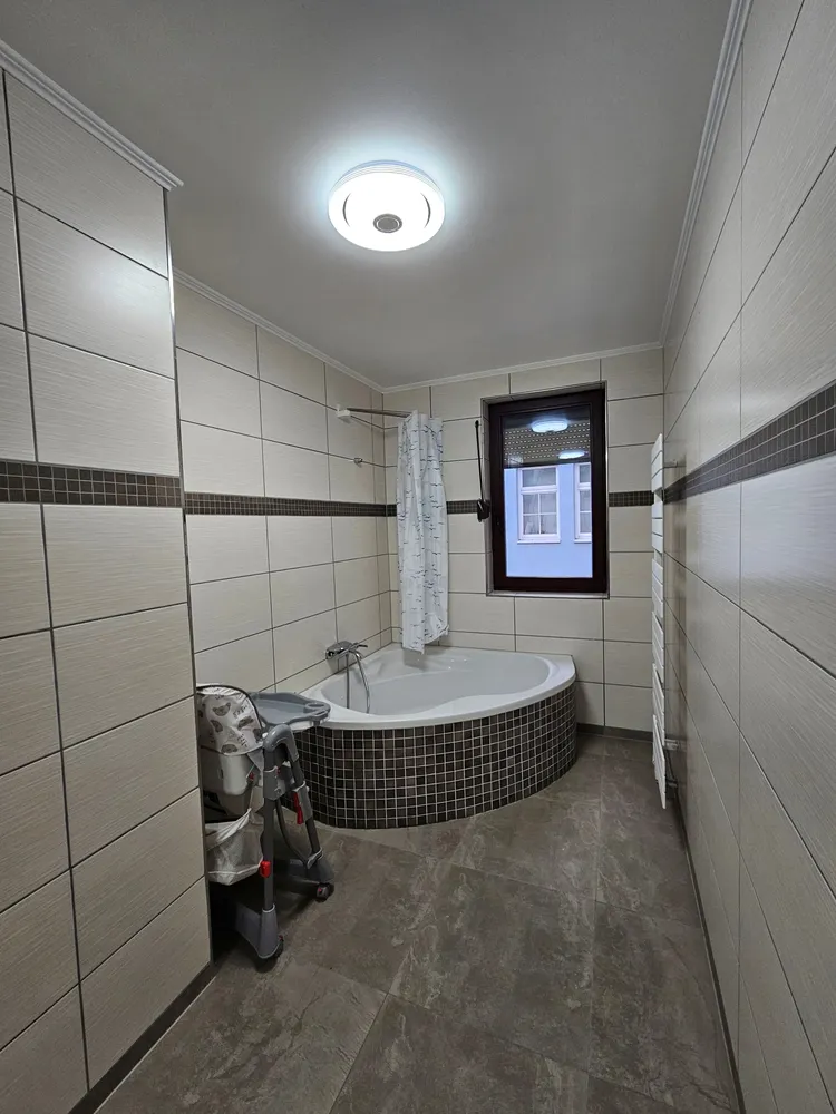 5 Zimmer Wohnung mit 200 m² in Schmalkalden – Bild 4