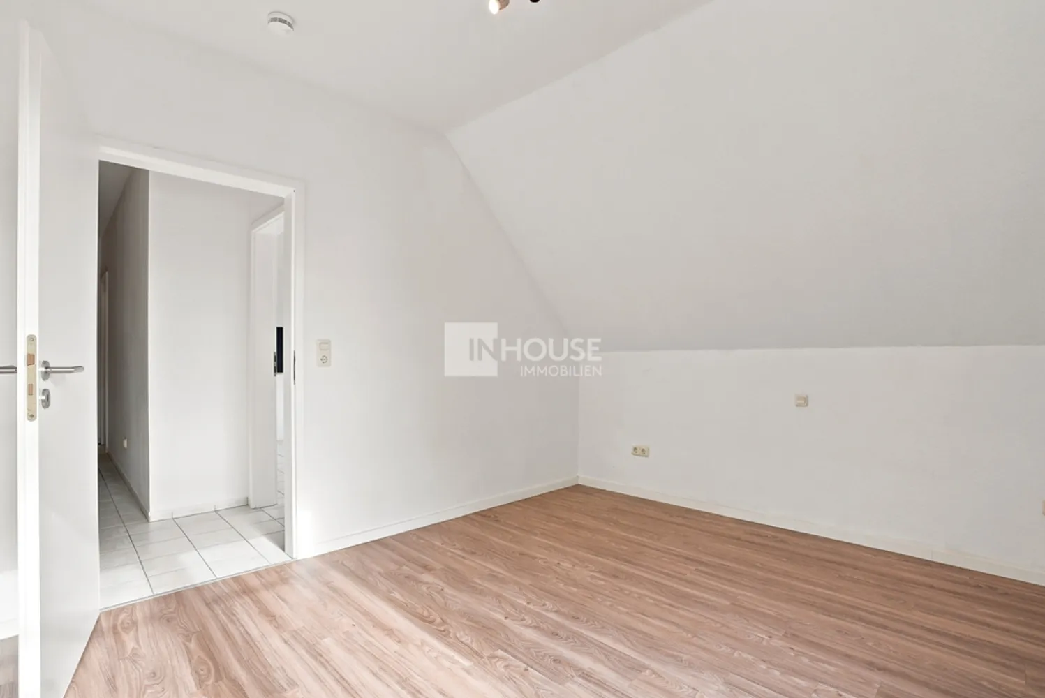 3 Zimmer Wohnung mit 105 m² in Leer – Bild 6