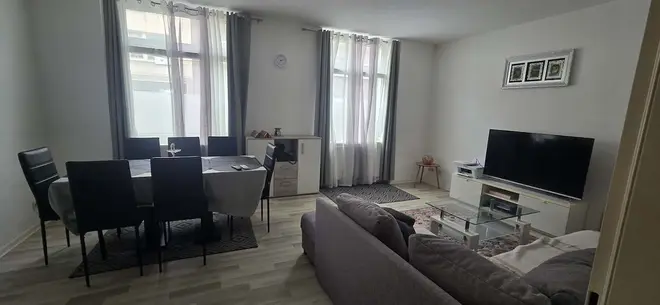 2 Zimmer Wohnung mit 70 m² in Duisburg – Bild 2