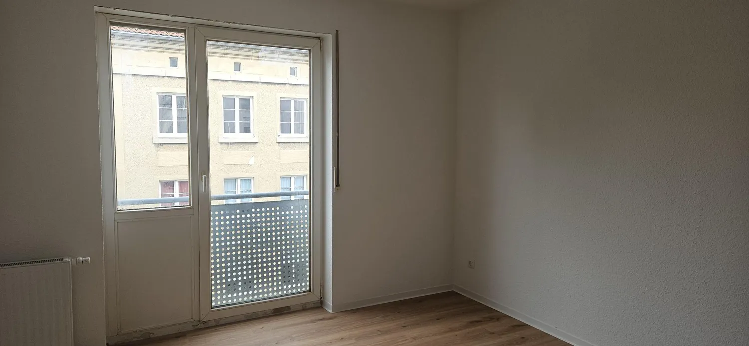1 Zimmer Wohnung mit 37 m² in Dessau-Roßlau – Bild 1