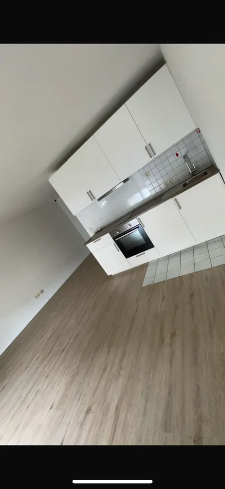 1 Zimmer Wohnung mit 29 m² in Freiburg im Breisgau – Bild 2