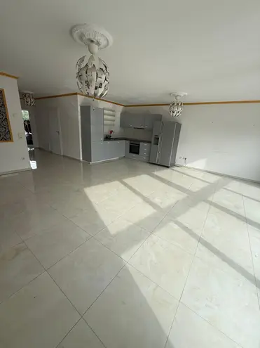 3 Zimmer Wohnung mit 86 m² in Köln – Bild 3