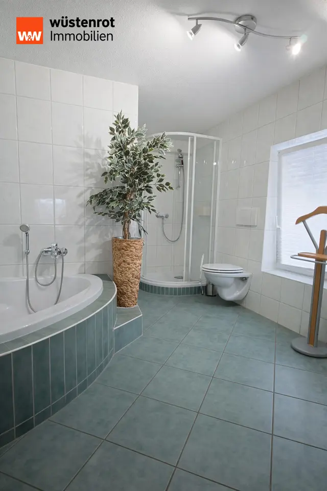 5 Zimmer Wohnung mit 208 m² in Riesa – Bild 5