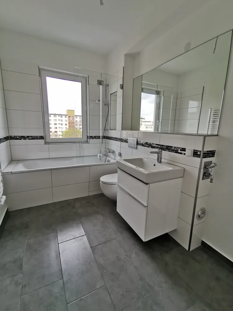 2 room apartment with 63 m² in Berlin – Photo 2