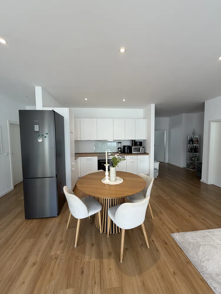 WG-Zimmer mit 15 m² in Stuttgart – Bild 1