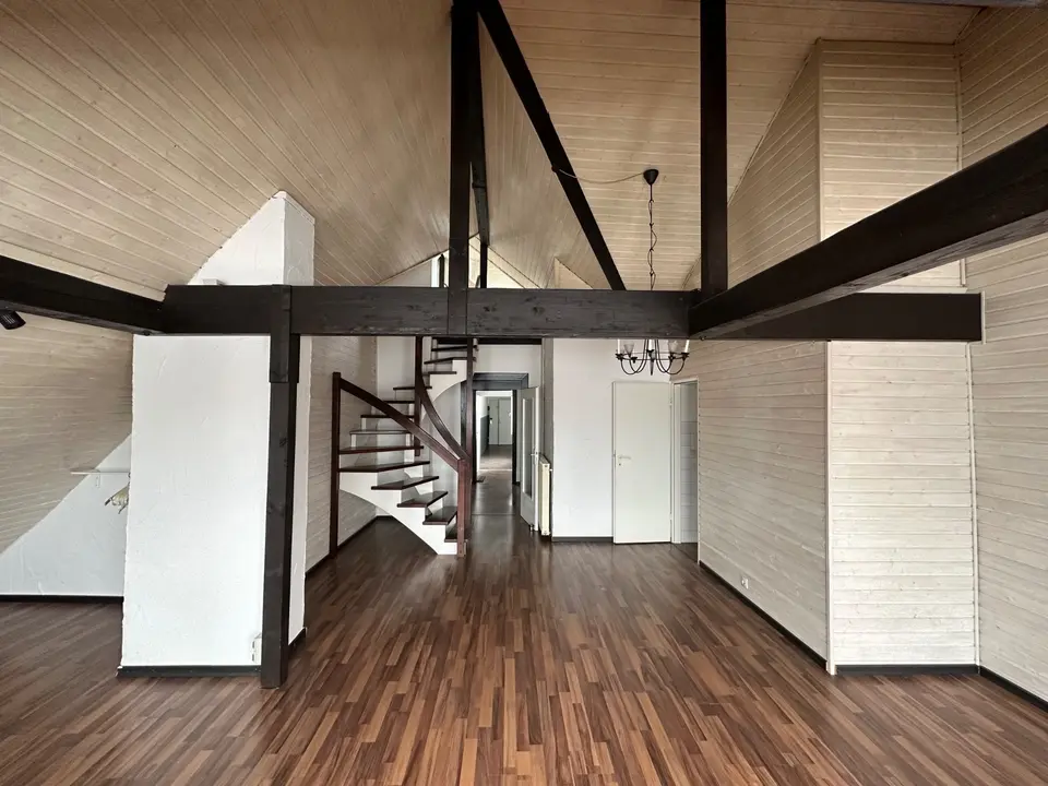 2 Zimmer Wohnung mit 84 m² in Düren – Bild 2