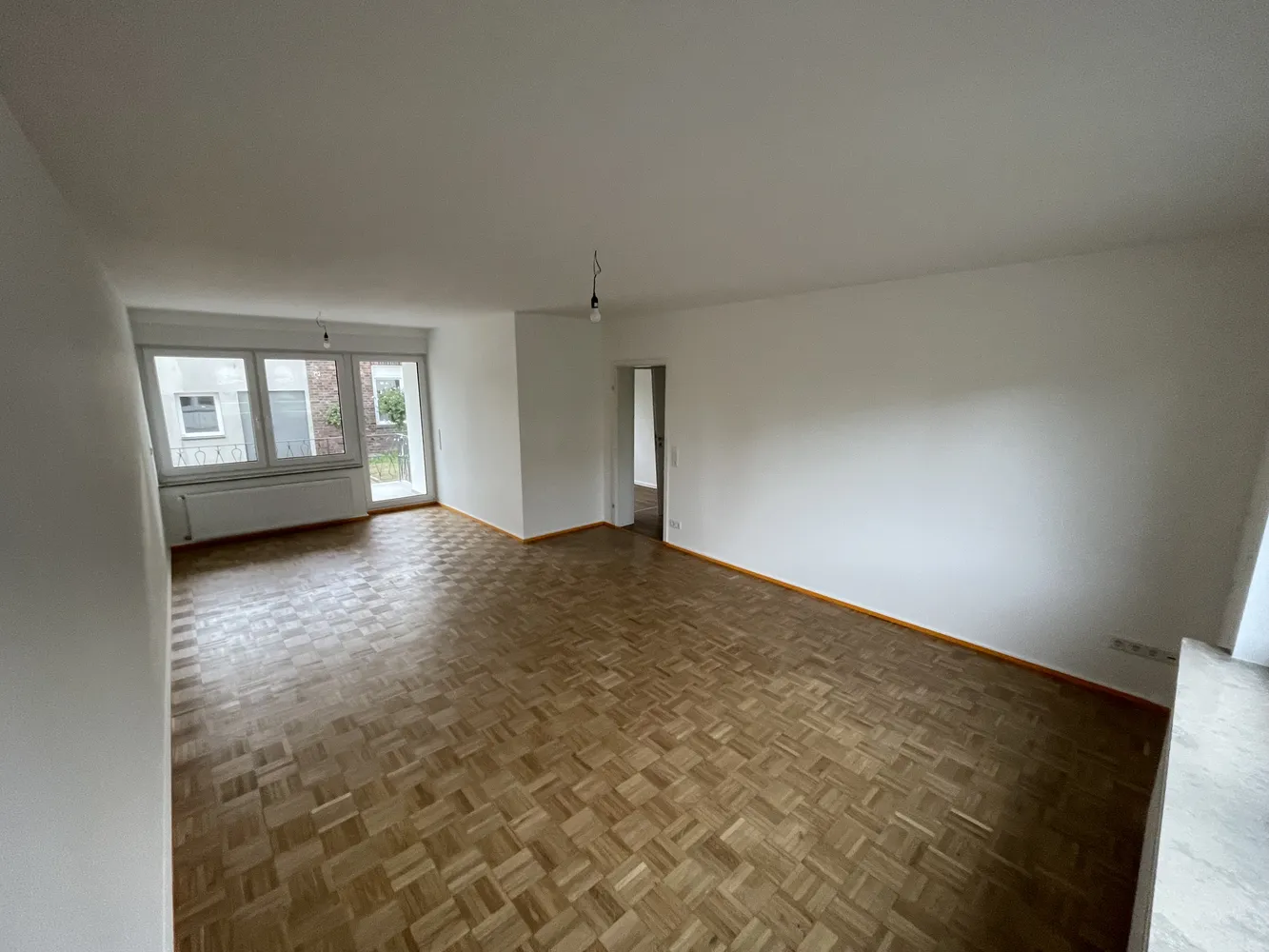 3 Zimmer Wohnung mit 70 m² in Krefeld – Bild 2