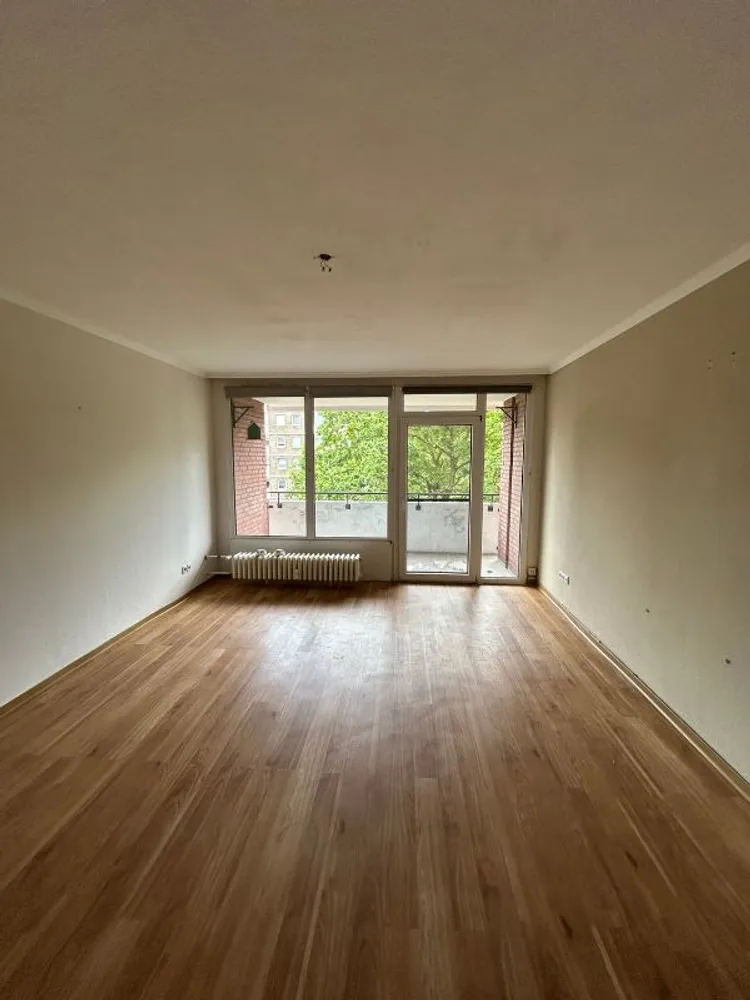 4 Zimmer Wohnung mit 95 m² in Duisburg – Bild 1