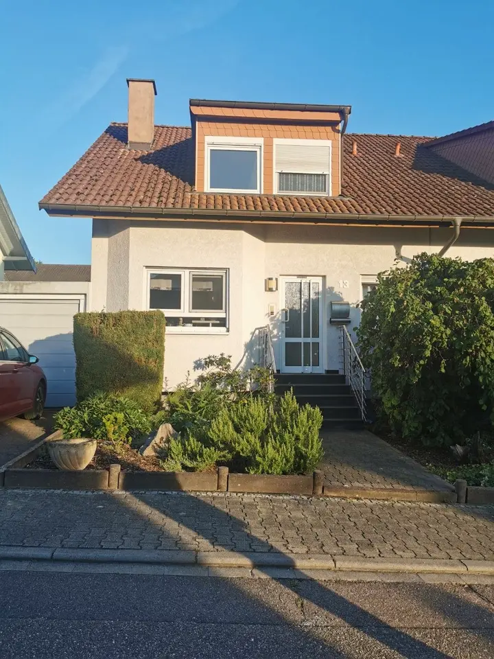 5 Zimmer Haus mit 130 m² in Bruchsal – Bild 2