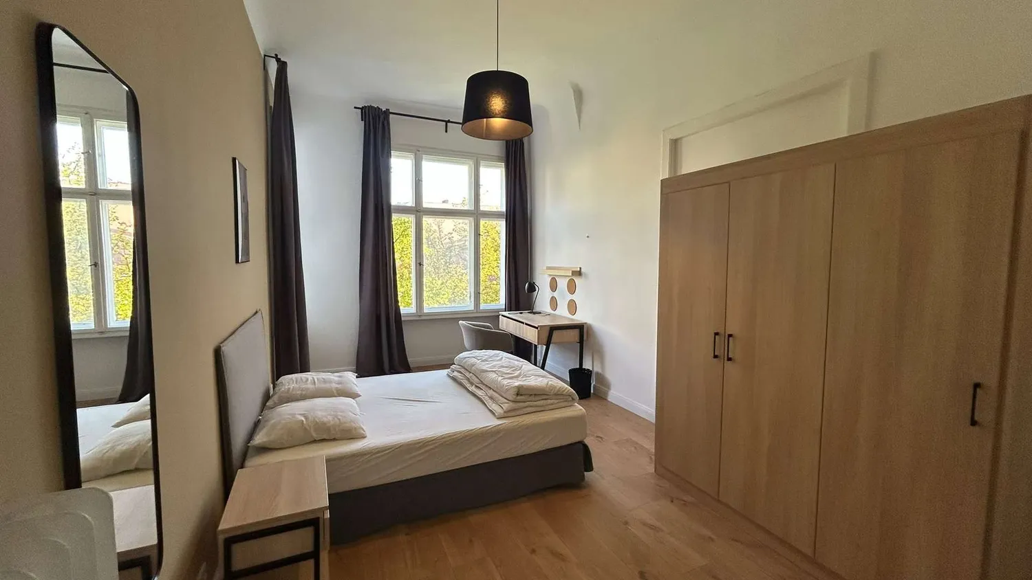 7 room apartment with 189 m² in Berlin – Photo 1