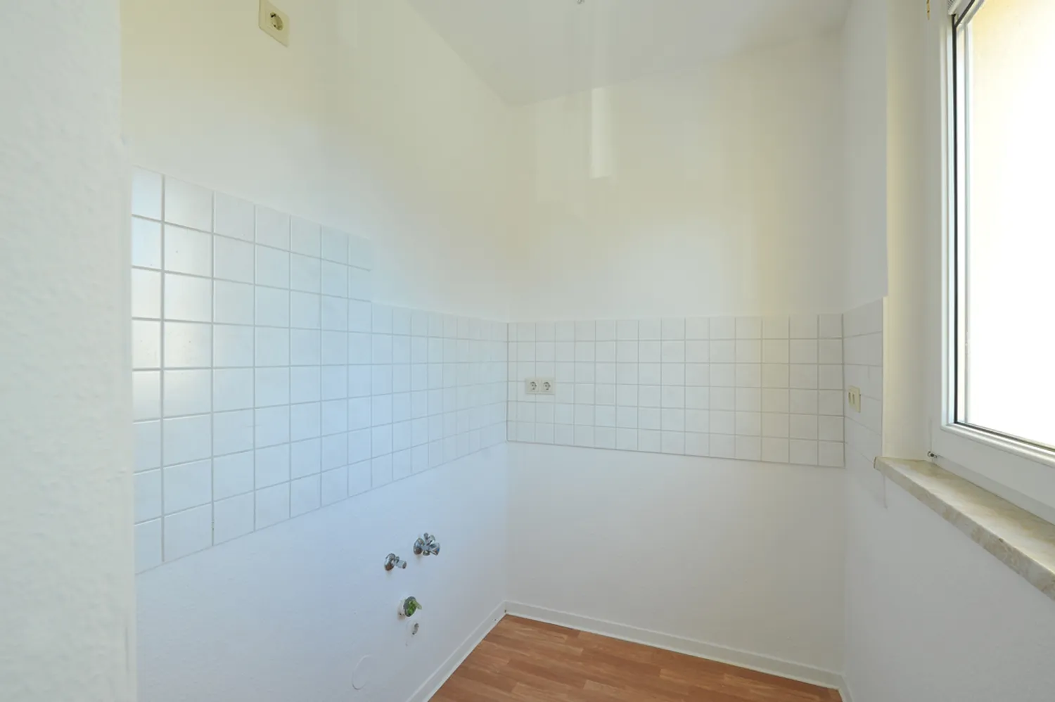 2 Zimmer Wohnung mit 33 m² in Halle (Saale) – Bild 8
