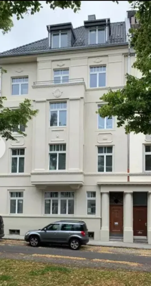 4 Zimmer Wohnung mit 147 m² in Aachen – Bild 1