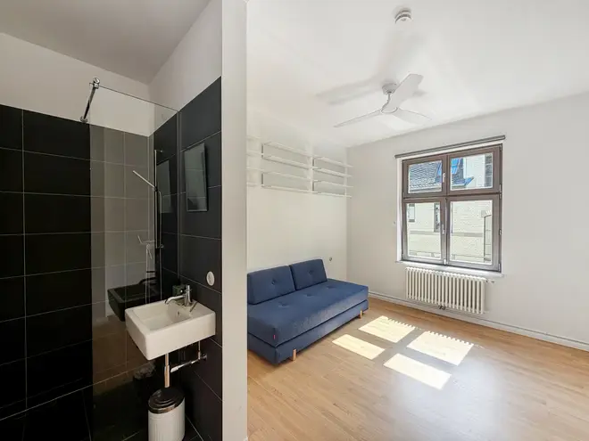 4 Zimmer Wohnung mit 204 m² in Berlin – Bild 8