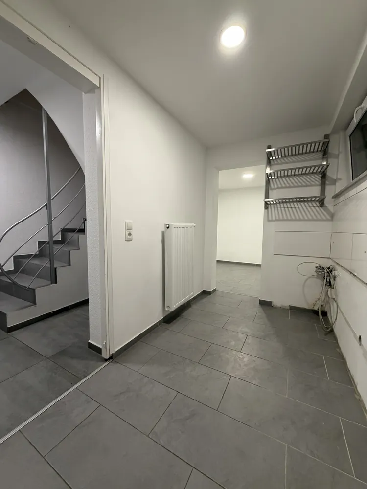2 Zimmer Wohnung mit 70 m² in Ludwigshafen am Rhein – Bild 1