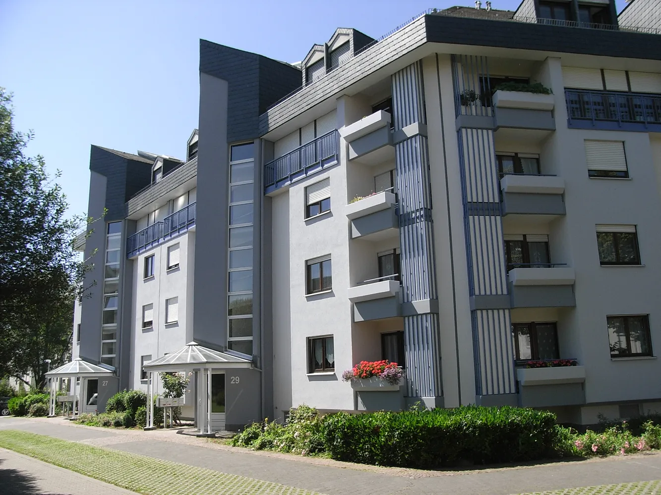 2 Zimmer Wohnung mit 73 m² in Mannheim – Bild 2