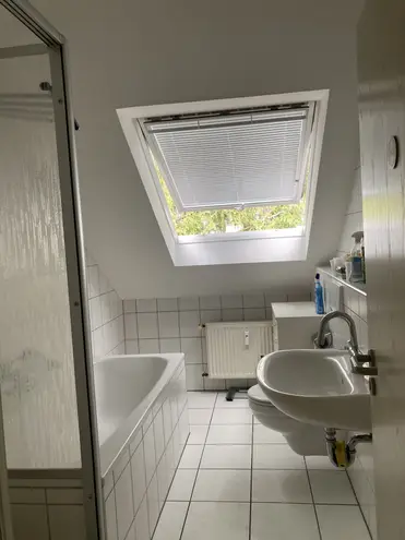 2 Zimmer Wohnung mit 60 m² in Köln – Bild 4