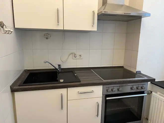 1 Zimmer Wohnung mit 35 m² in Köln – Bild 8