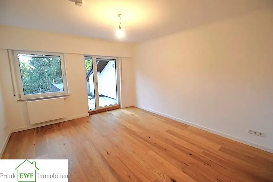 4 Zimmer Wohnung mit 118 m² in Düsseldorf – Bild 2