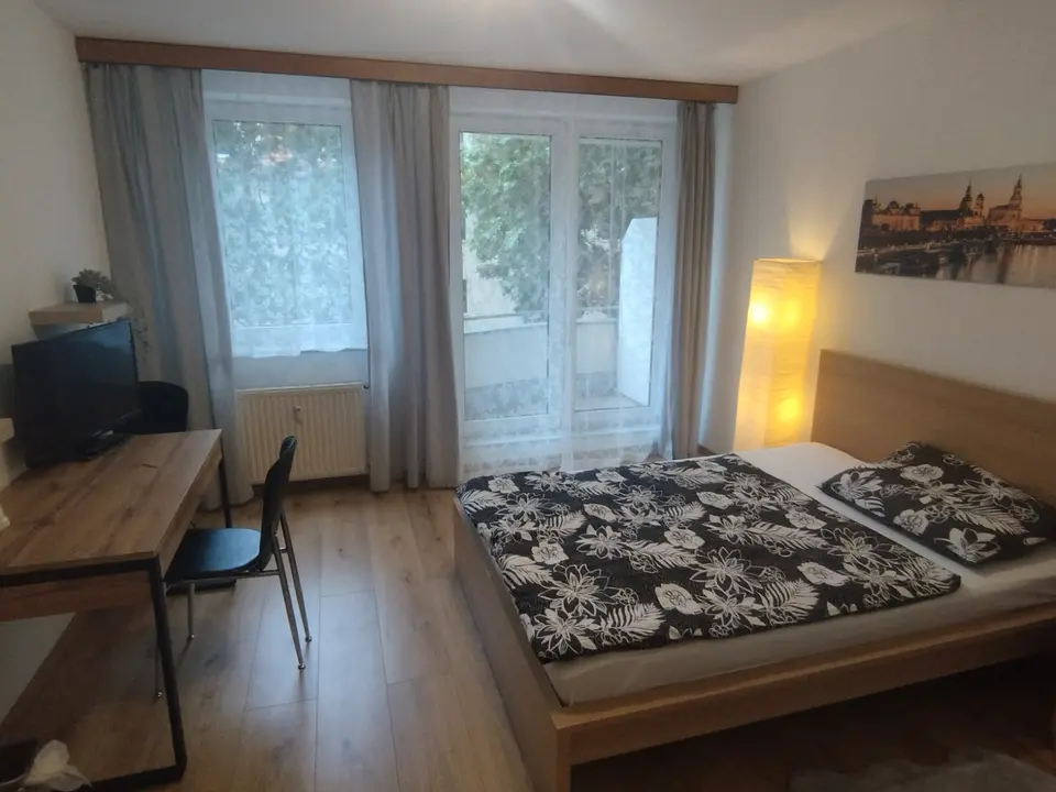 WG-Zimmer mit 24 m² in Radebeul – Bild 1