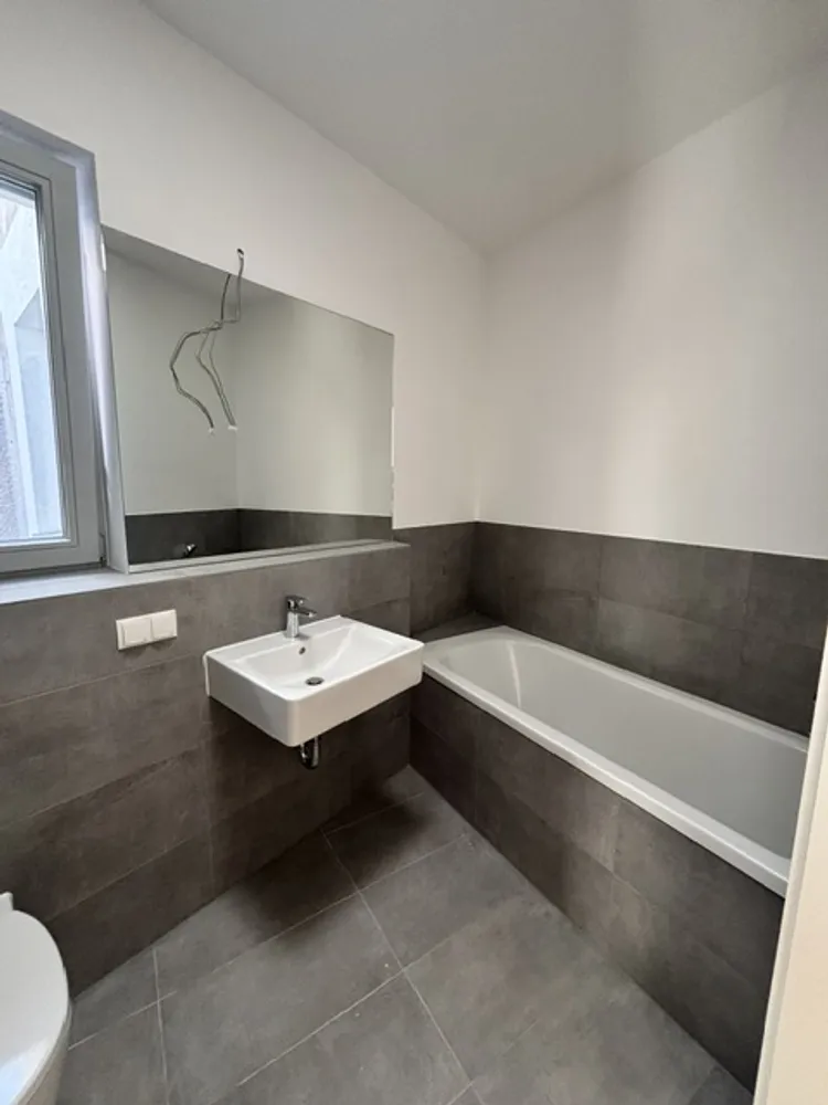 4 Zimmer Wohnung mit 122 m² in Berlin – Bild 7