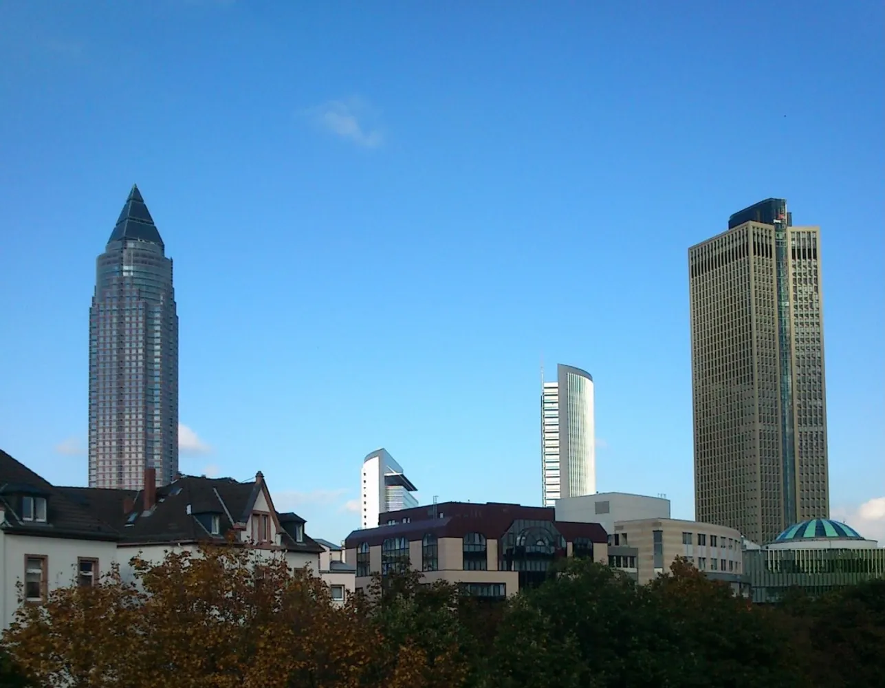 4 Zimmer Wohnung mit 125 m² in Frankfurt am Main – Bild 4