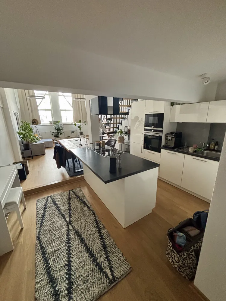 2 Zimmer Wohnung mit 69 m² in Nürnberg – Bild 1