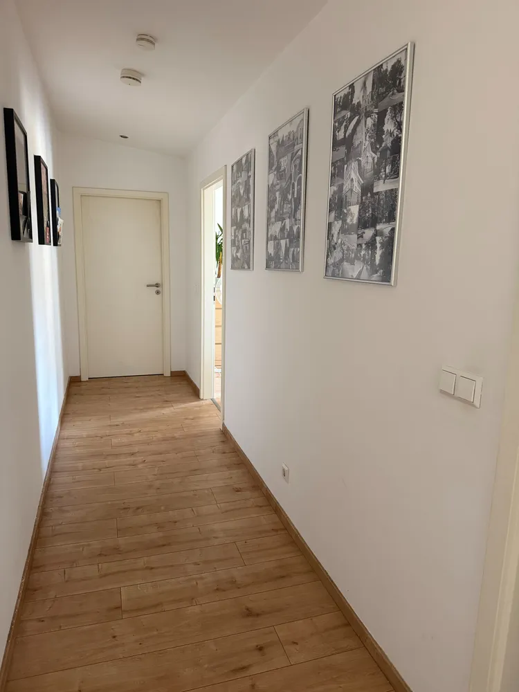 5 Zimmer Wohnung mit 143 m² in Halle (Saale) – Bild 2