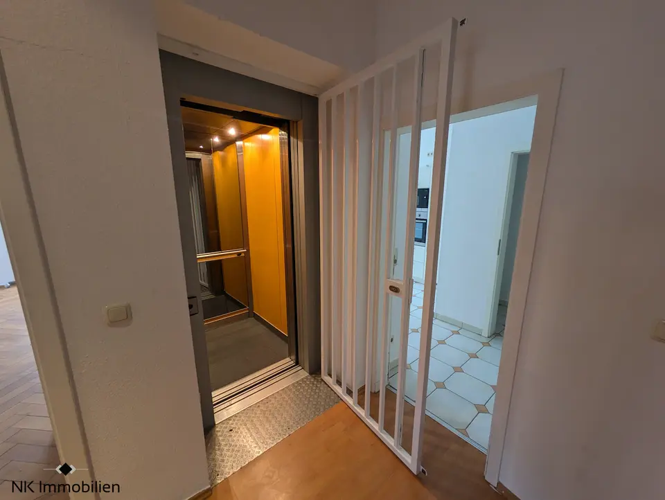 8 Zimmer Wohnung mit 222 m² in Zwickau – Bild 5