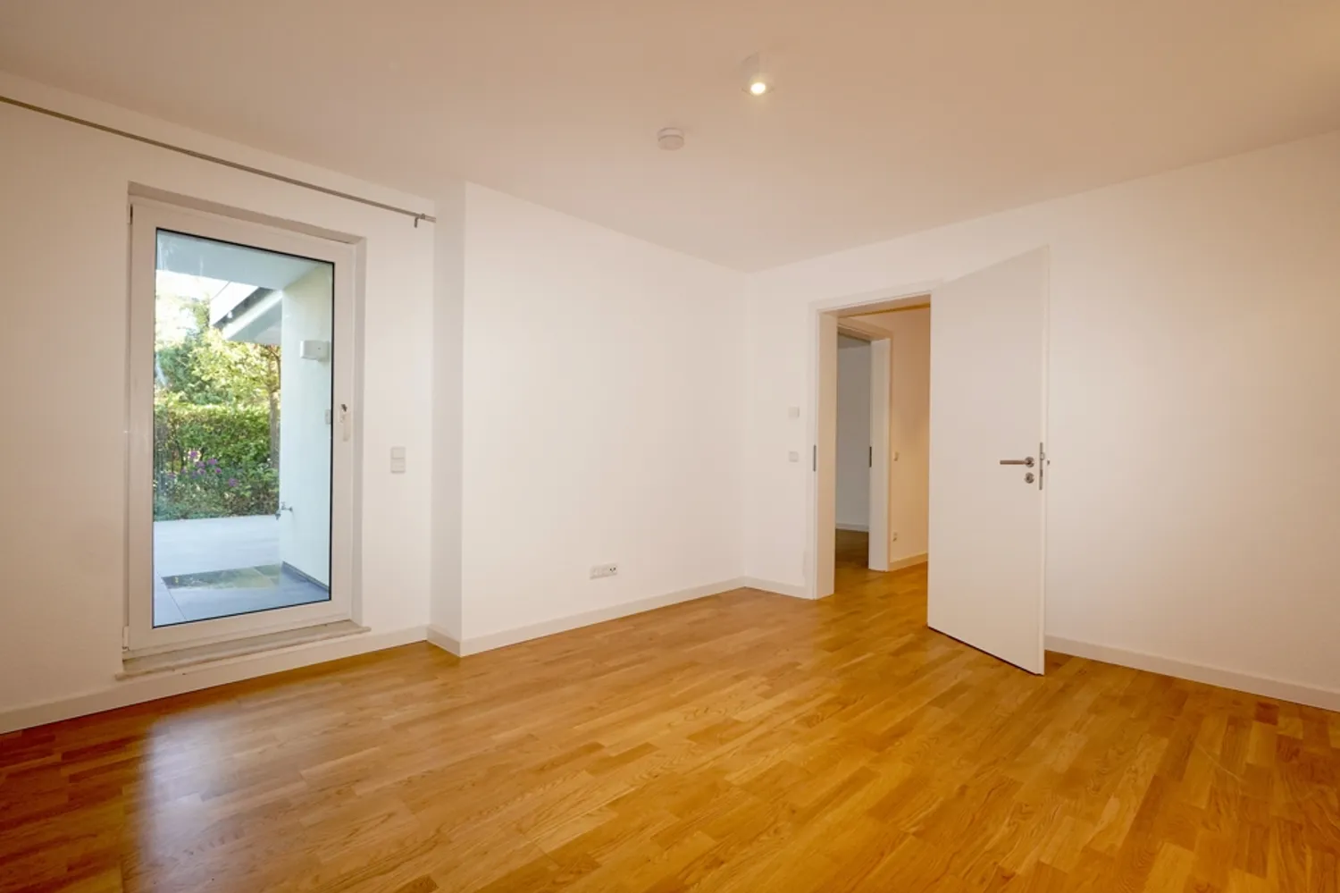 2 Zimmer Wohnung mit 65 m² in Wiesbaden – Bild 9