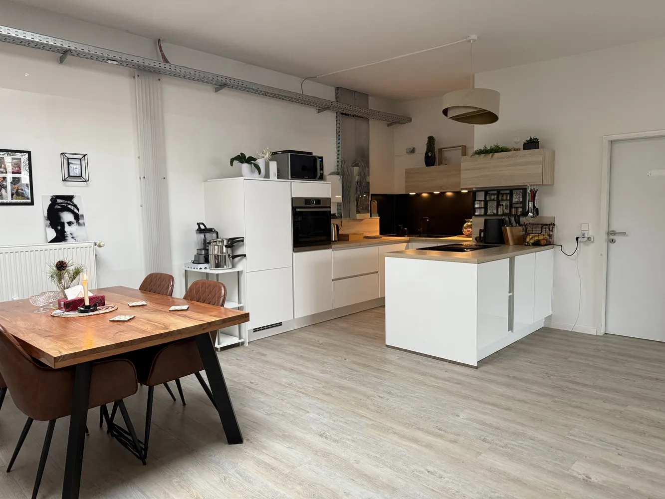 3 Zimmer Wohnung mit 129 m² in Karlsruhe – Bild 4